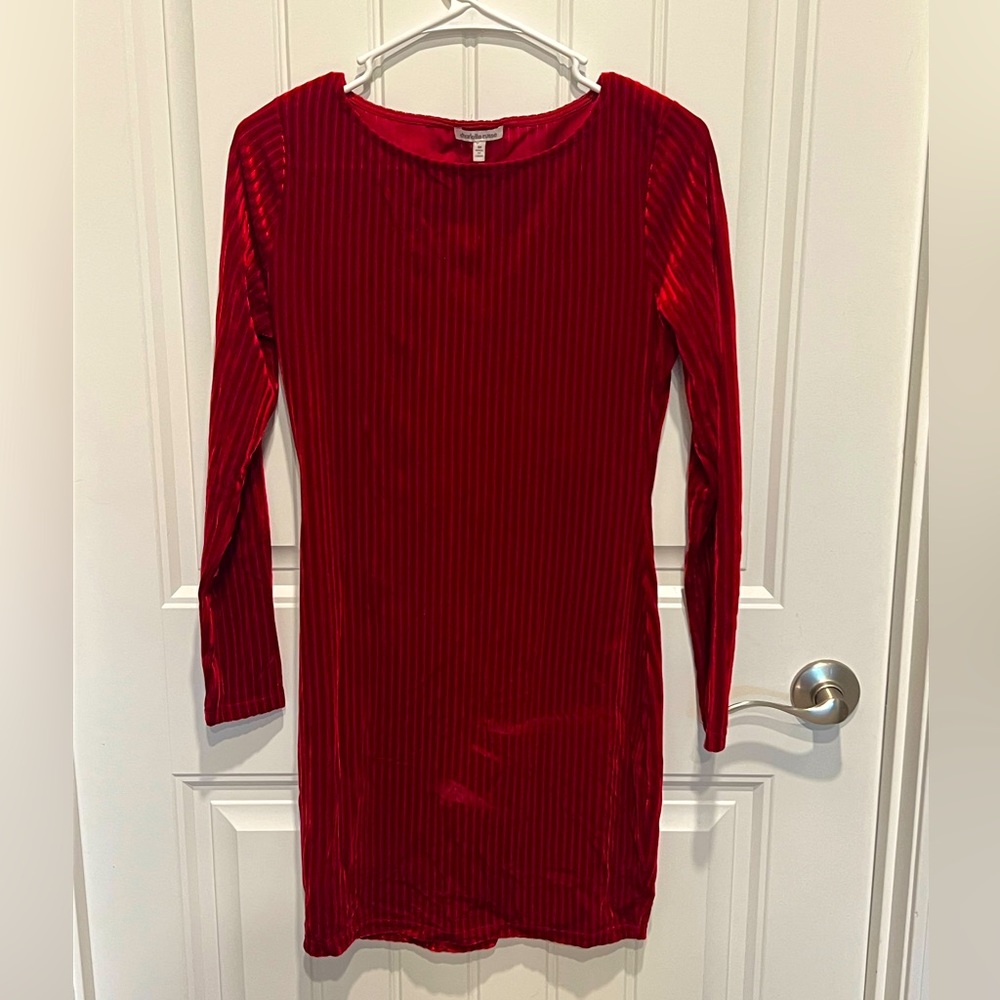 Red long sleeve dress